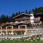 Laendenhof Superior 3* 메이른호픈
