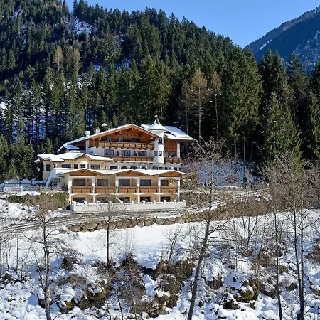 Ländenhof Superior Hotel 3*