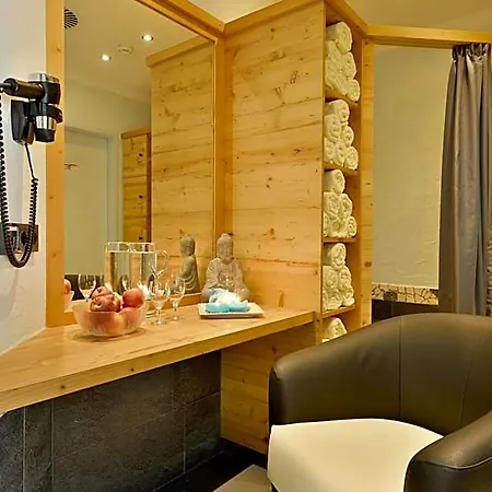 Hotel Landenhof 3*