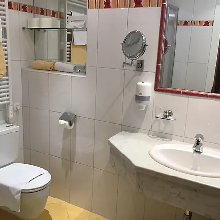 Ländenhof Superior Hotel 3*