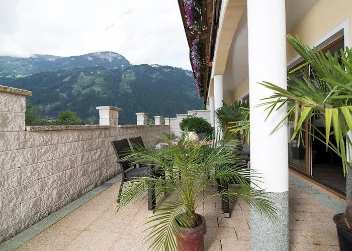 Laendenhof Superior Hotel 3*